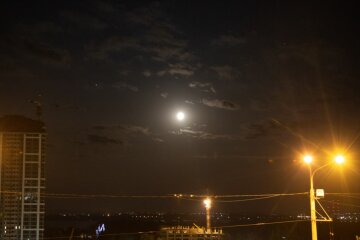 Порушення світломаскування в Дніпрі: у міськраді повідомили, куди звертатися і чого не потрібно робити