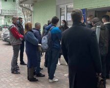 У Києві лікарів залишили без спецперепусток, "бажаючих" виявилося занадто багато