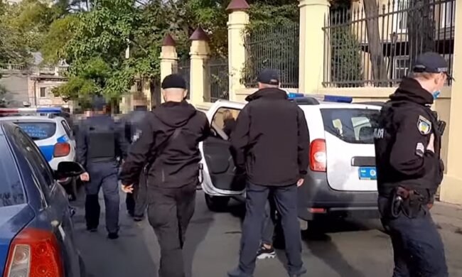 Гастролери наробили шуму в день виборів в Одесі, прогриміла стрілянина: відео того, що відбувається
