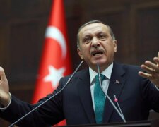 Отруївся владою: Ердогана звинуватили в божевіллі