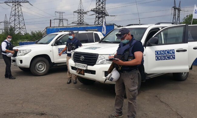 В ОБСЄ зробили несподіване відкриття про російські рублі на Донбасі: "Прокинулися коти Базиліо"
