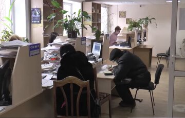 Грошова допомога для пенсіонерів у Харківській області