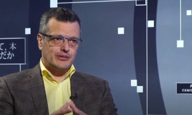 Якщо є вільна гривня, то, я думаю, що зараз саме час, - Віктор Скаршевський про купівлю доларів