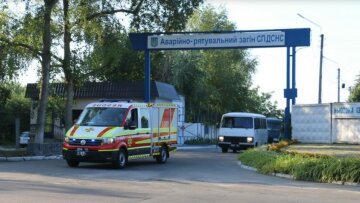 Боевики наделали беды на Донбассе: харьковских спасателей срочно отправили на помощь