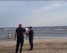 З'явилися кадри спорожнілих пляжів в Одесі: відомо, що розігнало відпочиваючих