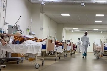 Ситуация с вирусом ухудшается ежедневно: сколько новых жертв за сутки на Днепропетровщине