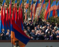 Декорація змін у Вірменії: перемога партії війни