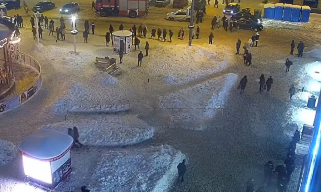 Жінка пригрозила підірвати ТЦ у Дніпрі, відео: "зажадала 5 мільйонів"