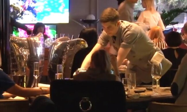 Можуть закрити кафе і транспорт: киян попередили, що може змінитися 1 серпня