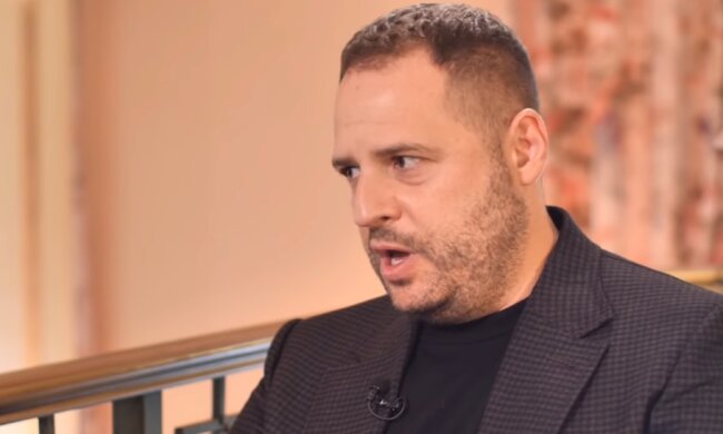 Єрмака рознесли в мережі за покупку "Мерседеса" в розпал карантину: "Показав презирство..."