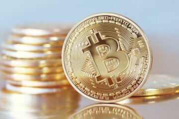 курс биткоина , криптовалюта, майнинг