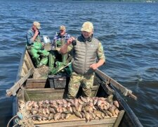 Держекоінспекція Столичного округу зафіксувала масштабне порушення на воді – збитки на мільйон