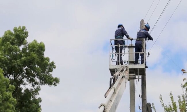 Графіки відключення світла у Черкаській області на липень