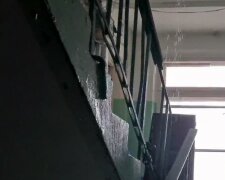 "Насос со сталинских времен": многоэтажку в Харькове затопило после подачи воды, фото