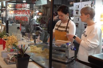 Мінімальна зарплата збільшилась: як вона зрозла у 2024 році, названо суму