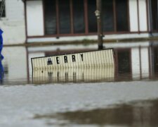Потоп у Мукачево: водою змило дитячій майданчик (фото, відео)