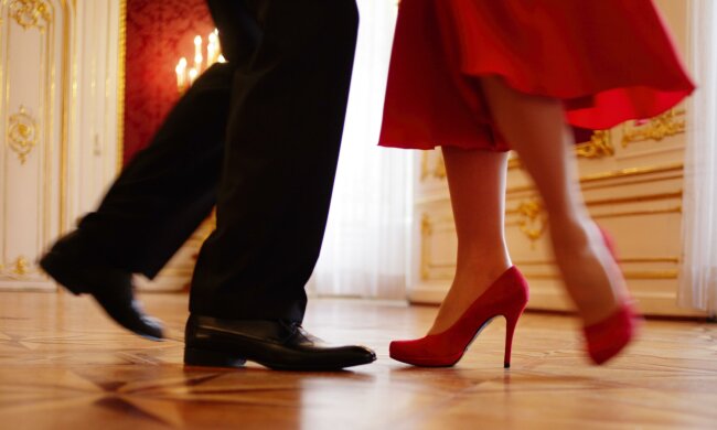 ноги туфли танцы