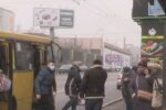 В Харькове неадекват устроил погром в троллейбусе, фото: "выбил двери и..."