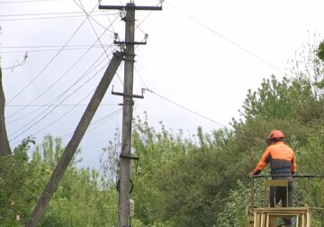 графики отключения света в Сумской области на 24 апреля