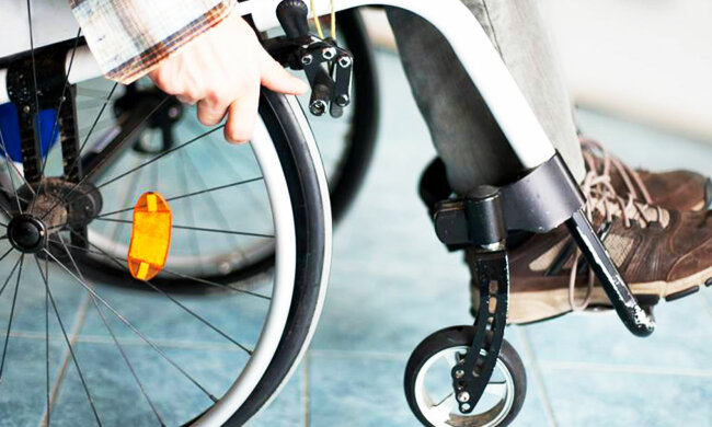 инвалидная коляска, инвалид