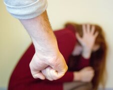 домашнее насилие