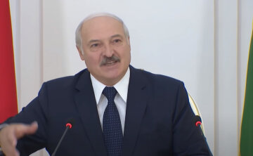 "Попереджаю по-хорошому": Лукашенко побачив у своєму народі дармоїдів і кримінальників