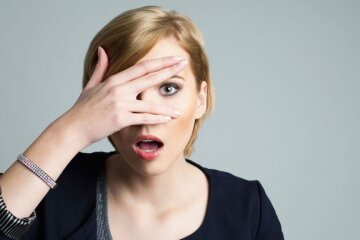 женщина, шок