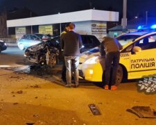 В Харькове случилась жесткая авария,  машины всмятку: кадры с места ДТП