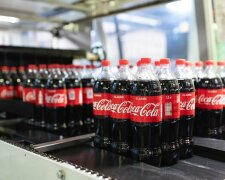 «Ті ж мене підманула»: Українці можуть оголосити бойкот Coca-Cola за те, що компанія залишається працювати у РФ