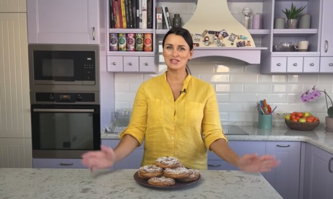 Варто спробувати: "Мастер Шеф" Глинська дала рецепт заварних кілець із вершково-карамельним кремом