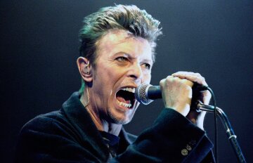 F.VIE02_DAVID_BOWIE_SCREAM.JPEG