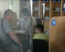 Денежная помощь для пенсионеров в Харькове