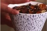 Можно готовить и летом: "Мастер Шеф" Литвинова удивила рецептом грибного борща с томатом