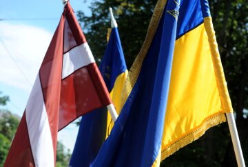 Латвия может вернуть деньги Украине, но с условием