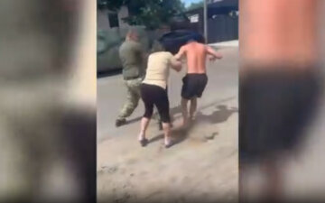 Представники ТЦК побилися з цивільними, скандальне відео облетіло мережу: що каже військкомат