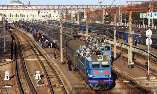 Укрзализныця, поезд