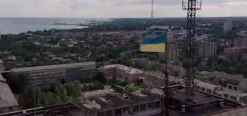 війна, прапор України, Маріуполь