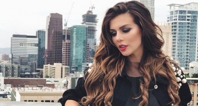 Седокова рассказала о суде с «любовницей» бывшего мужа: Я молчала, но дальше нельзя