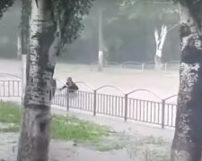 "Такого лиха не було 30 років": українське місто пішло під воду, кадри наслідків зливи