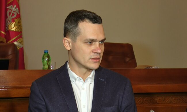 Загадкова історія з біткоїнами на мільйони: куди зникли криптоактиви голови Державної регуляторної служби Олексія Кучера