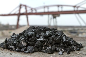 РФ признала, что продает уголь с оккупированного Донбасса