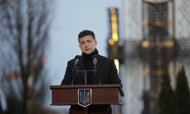 Зеленський емоційно звернувся до українців: "Нам все під силу, але..."