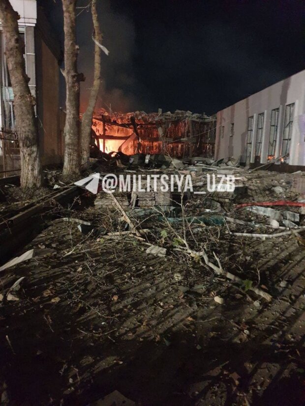 Торговий центр охопило полум'я після потужного вибуху: з'явилися кадри з місця й дані про загиблих