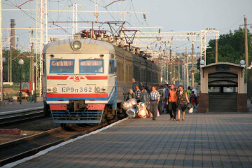 электричка, укрзализныця