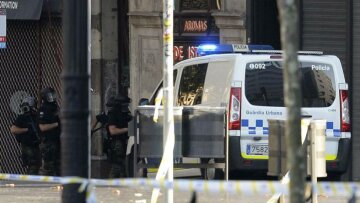 Теракт Барселона Испания полиция