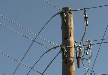 Графики отключения света в Запорожье на 16 апреля