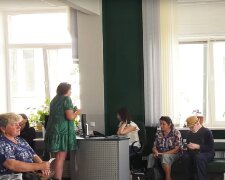 Грошова допомога для пенсіонерів у Чернігівській області