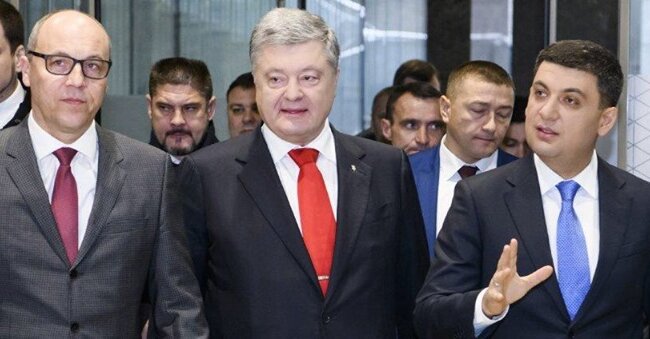 «Феерический нежданчик»: бот-армия не спасла Порошенко и Гройсмана, поставлен диагноз