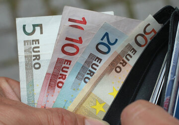 Когда украинцы будут получать среднюю зарплату в 500 евро
