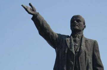 В Одесі розсекретили ще один "останній" пам'ятник Леніну, фото: де він сховався